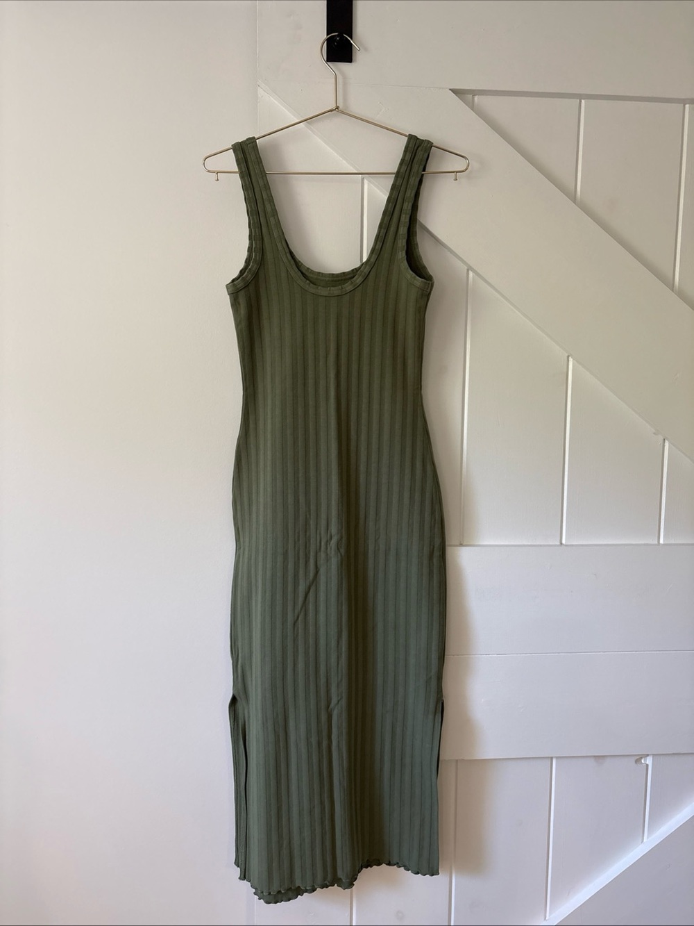 Offline By Aerie OG Groove Midi Dress Size XS Green Ribbed Stretch Side Slit - Picture 2 of 10